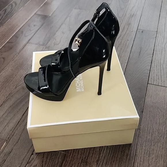 Michael Kors Black Women's Heels - Picture 4 of 5